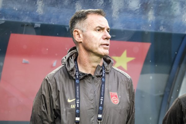 财富家 中国女足主帅：我们必须要勇敢